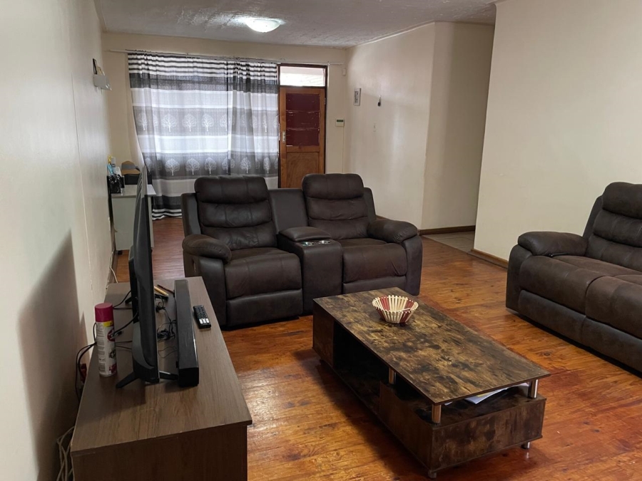 To Let 2 Bedroom Property for Rent in Chiselhurst Eastern Cape